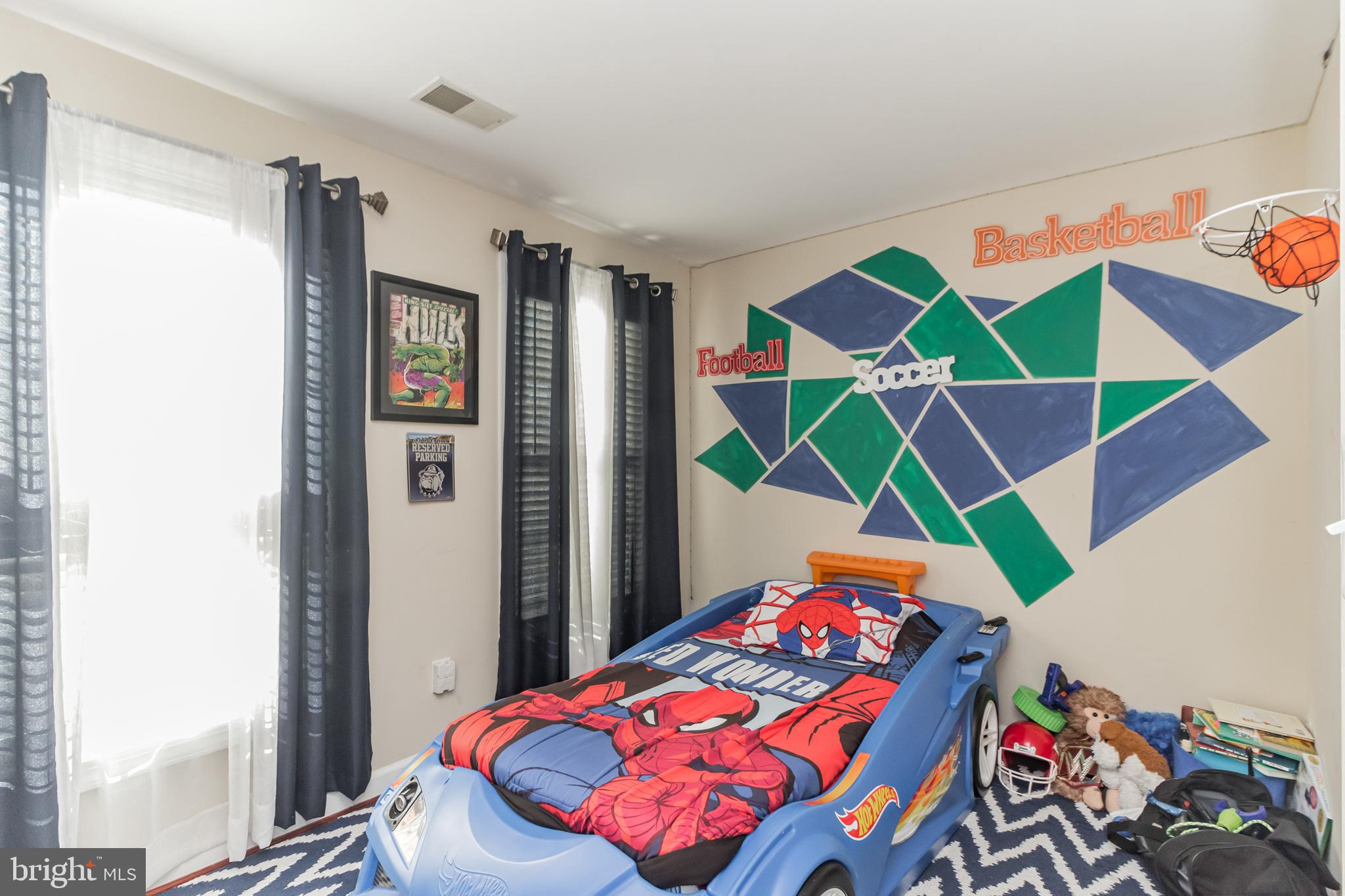 RUSSETT - Residential