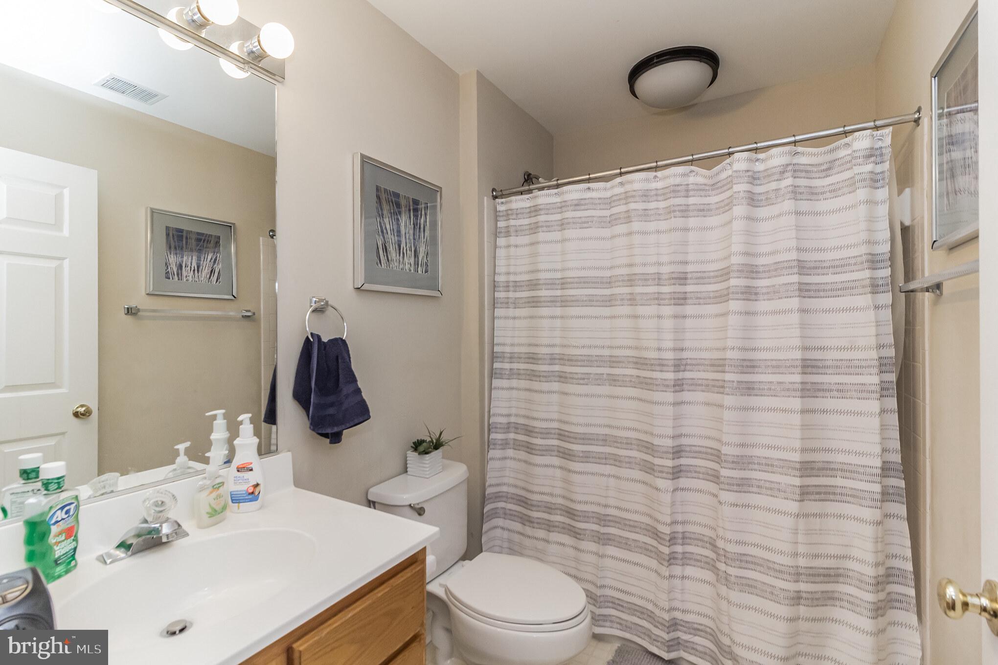 RUSSETT - Residential