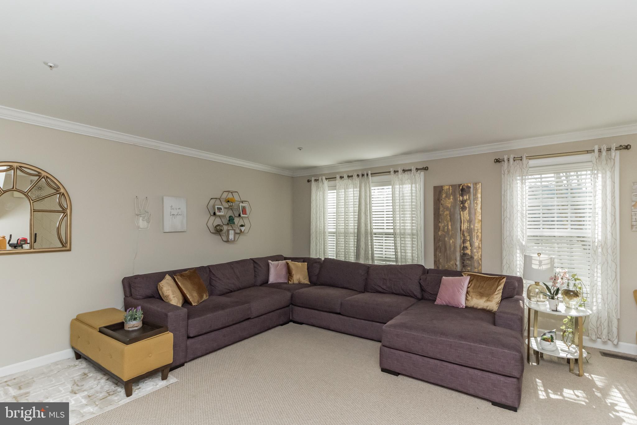 RUSSETT - Residential