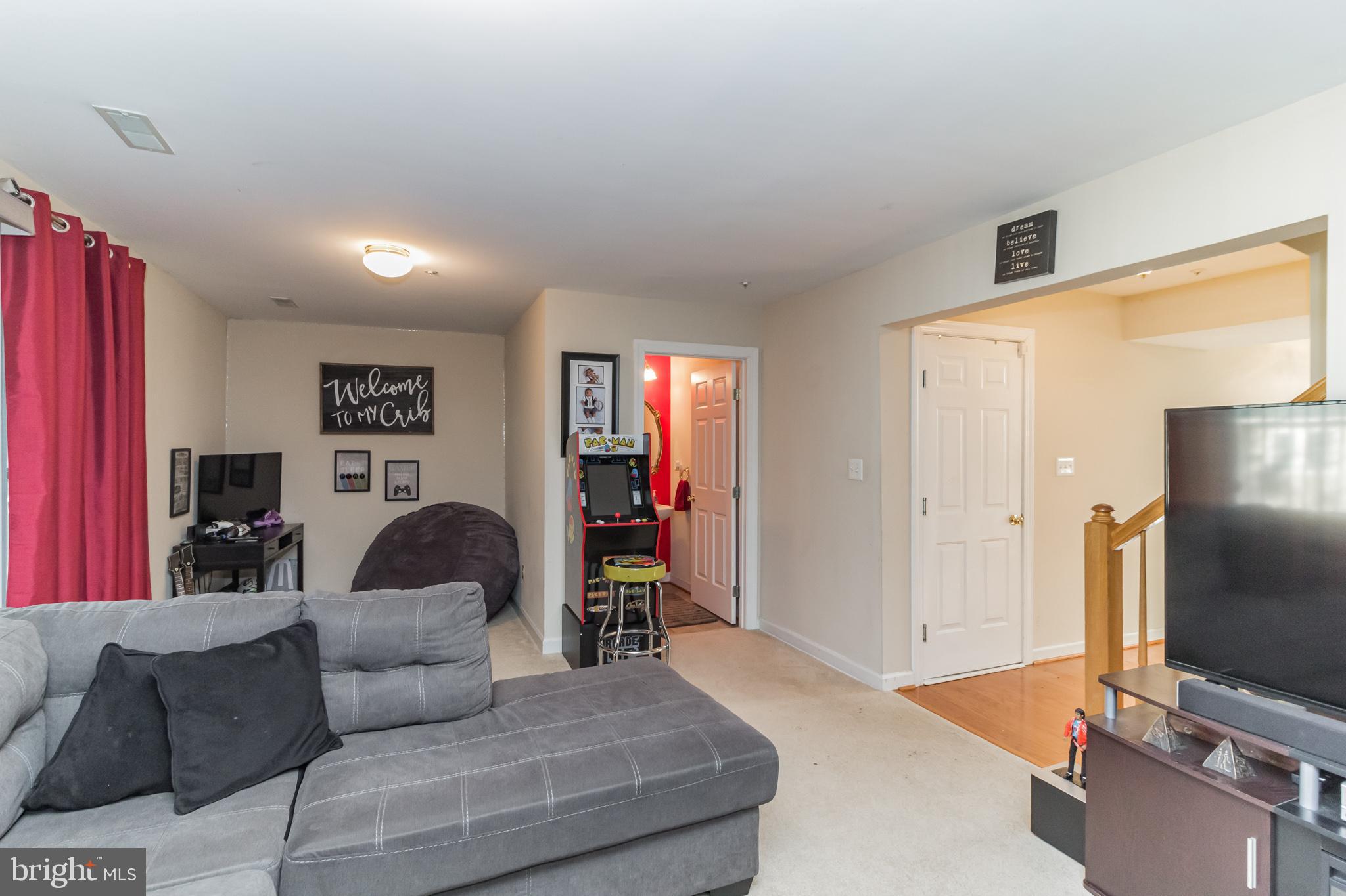 RUSSETT - Residential