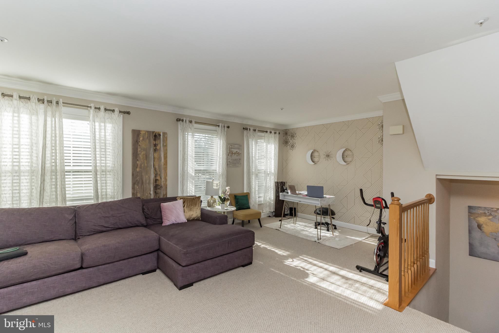 RUSSETT - Residential