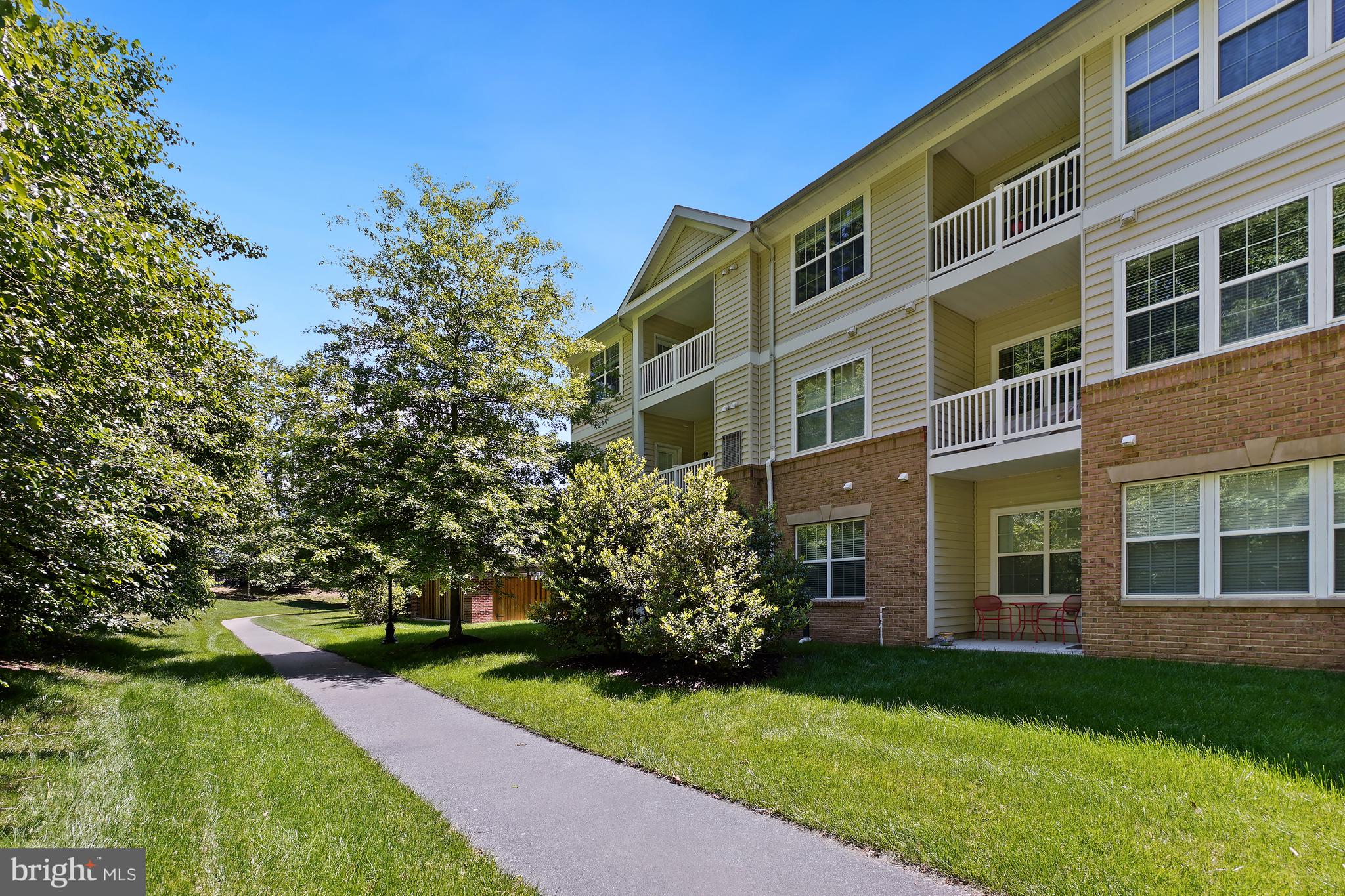CARROLLS CREEK - Residential