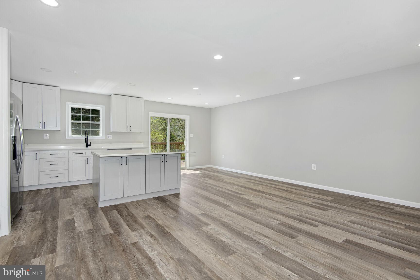 APPLE MT LAKE - Residential