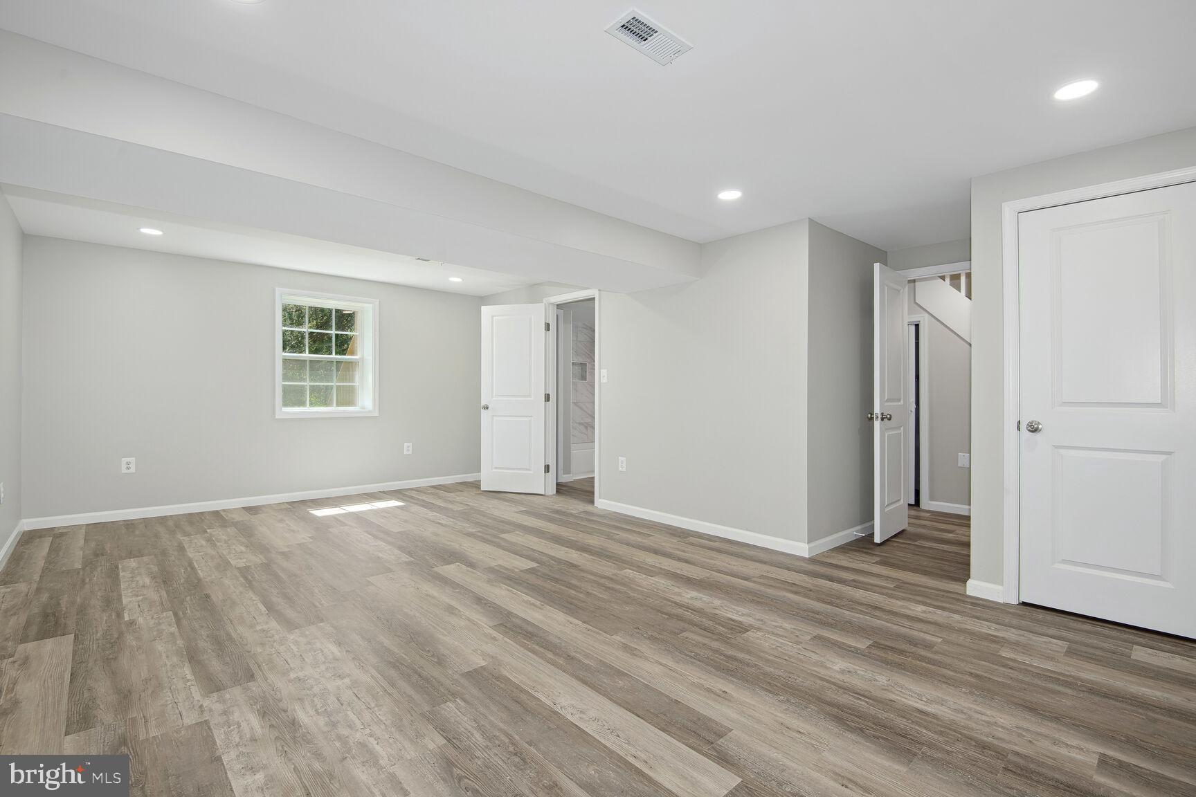 APPLE MT LAKE - Residential