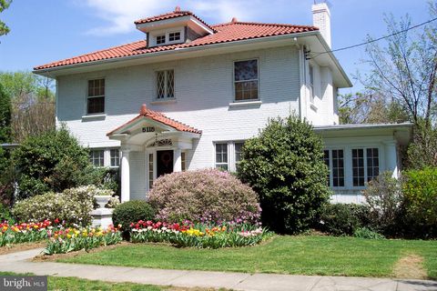 5115 38TH STREET NW WASHINGTON DC 20016