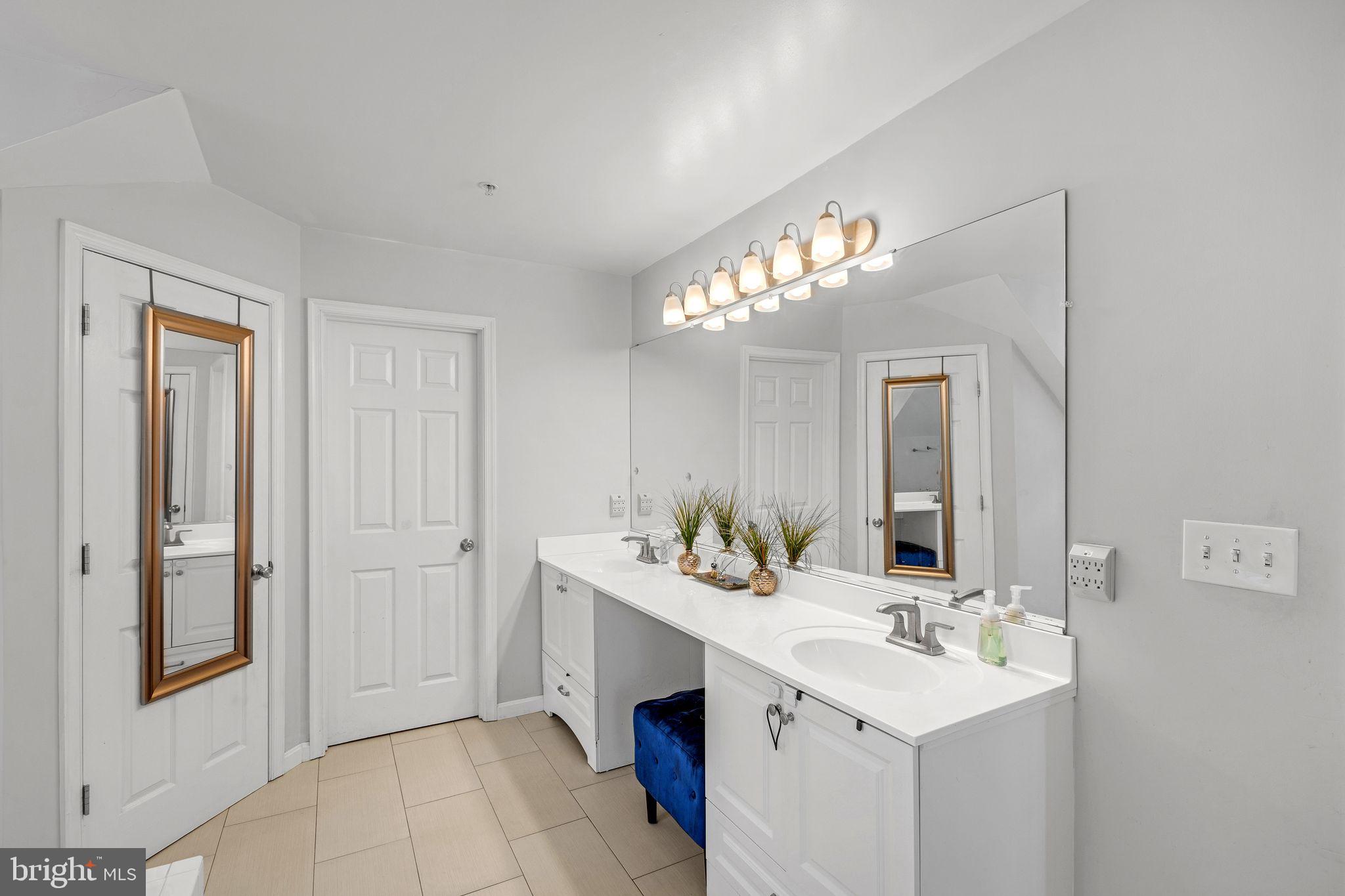 GLENN DALE HEIGHTS-RESUB - Residential