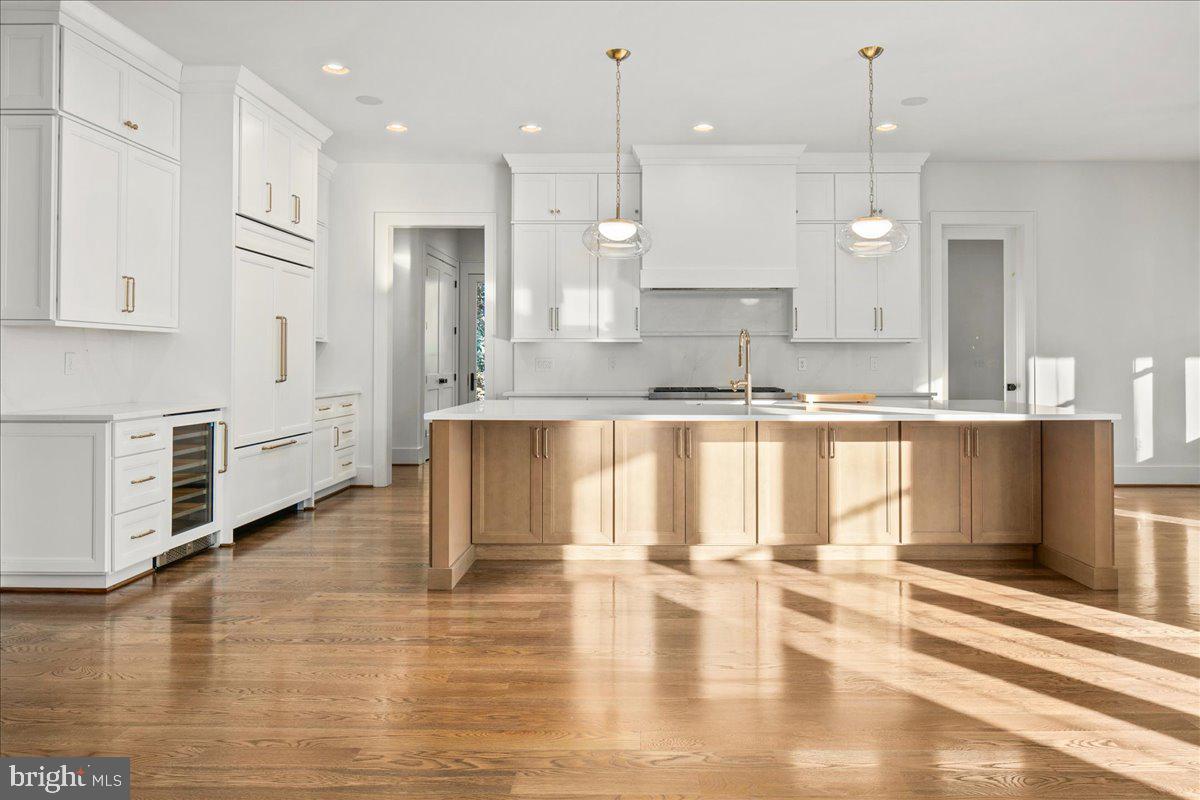 MCLEAN ESTATES - Residential