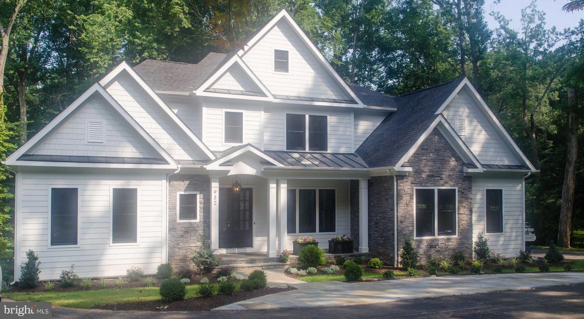 MCLEAN ESTATES - Residential