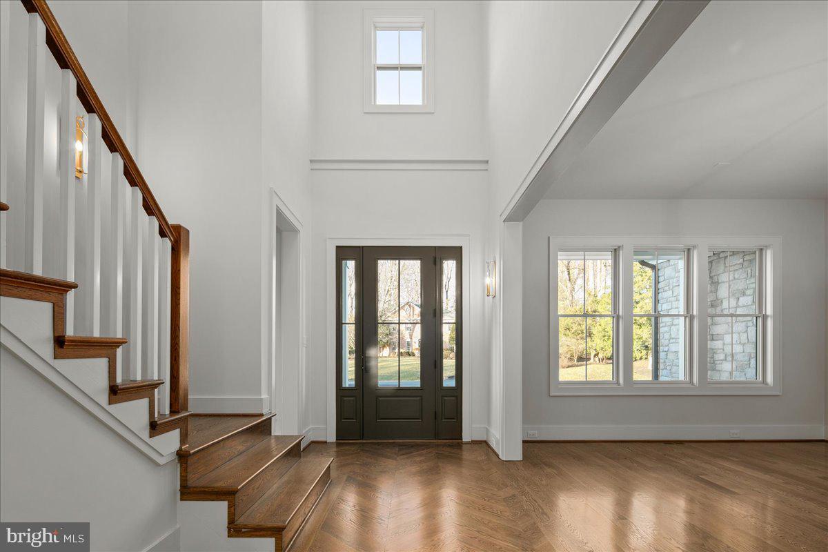 MCLEAN ESTATES - Residential