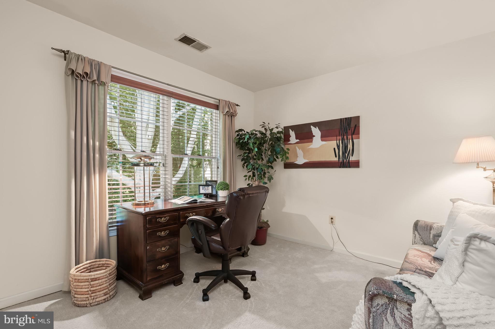 RIVER FALLS - Residential