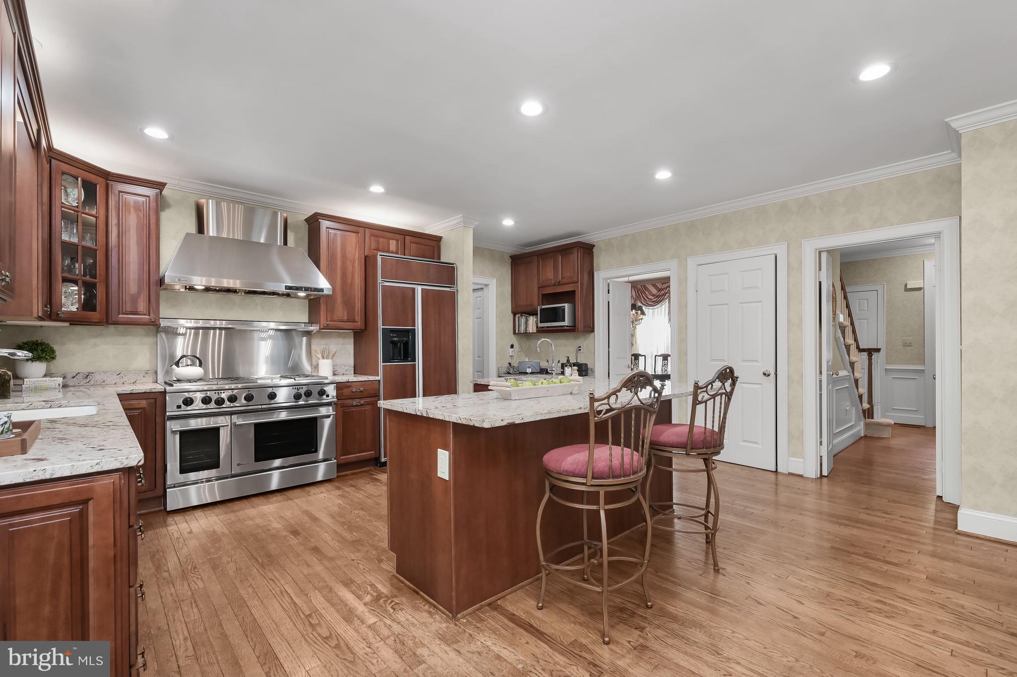 RIVER FALLS - Residential