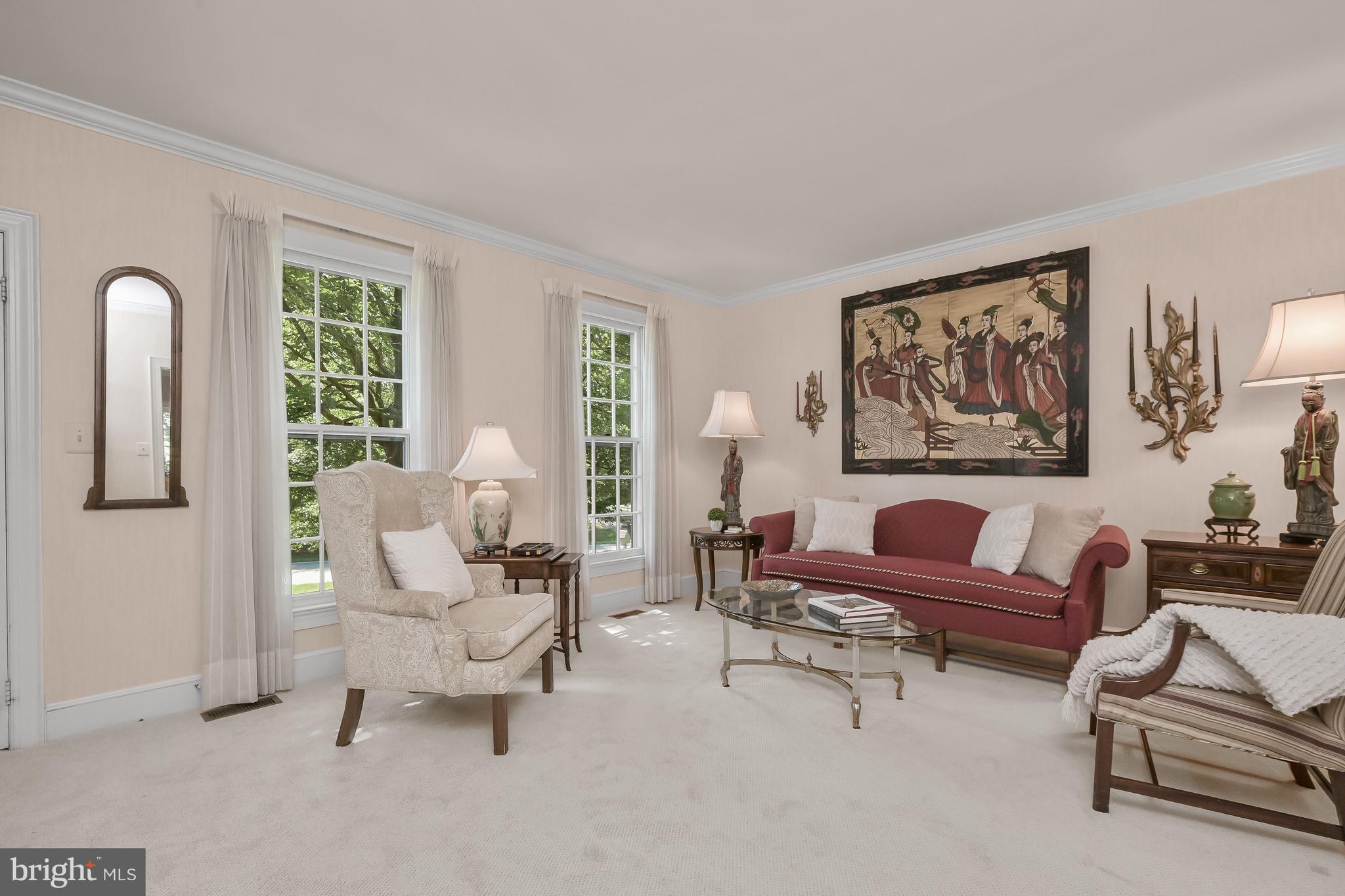 RIVER FALLS - Residential