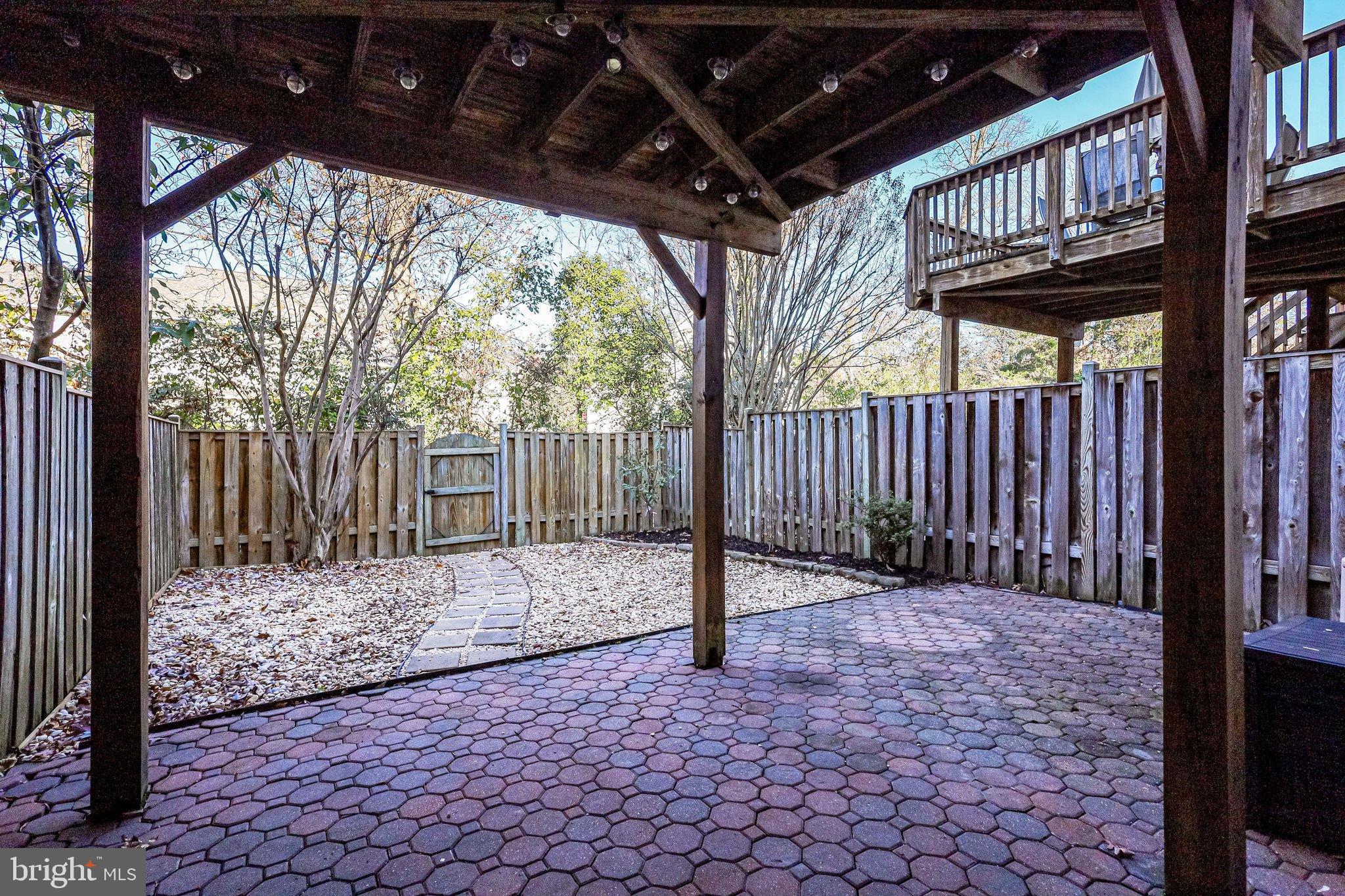 KINGSTOWNE - Residential