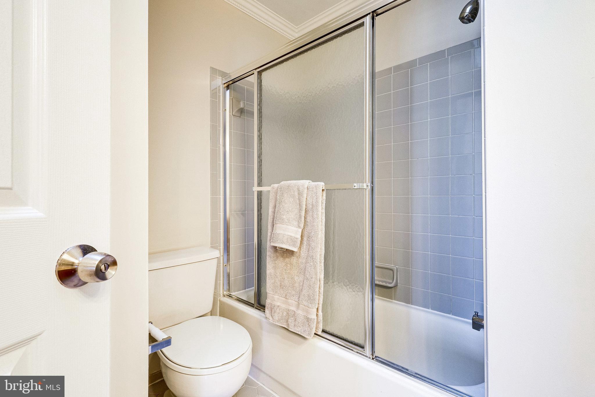 KINGSTOWNE - Residential