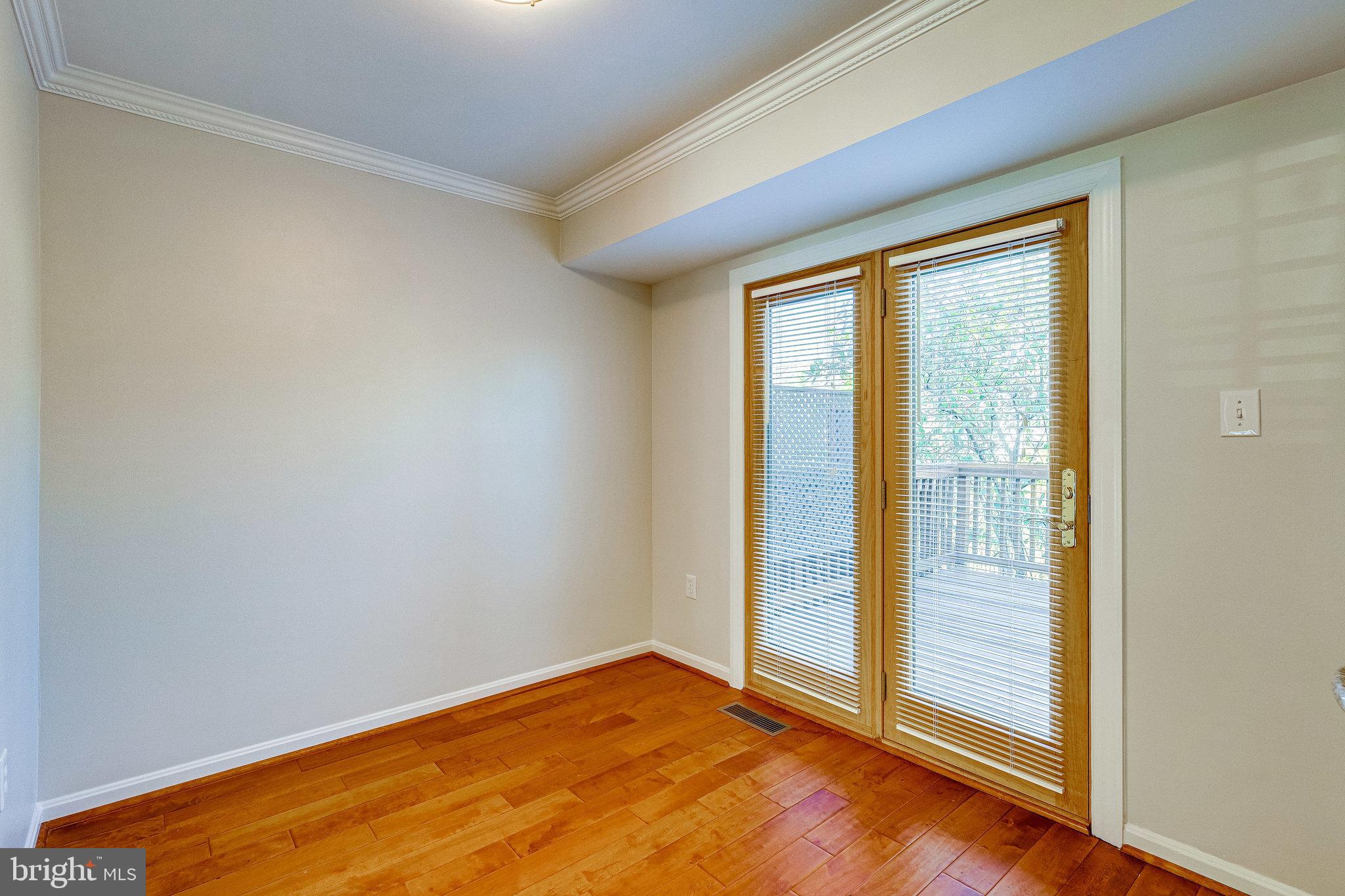 KINGSTOWNE - Residential