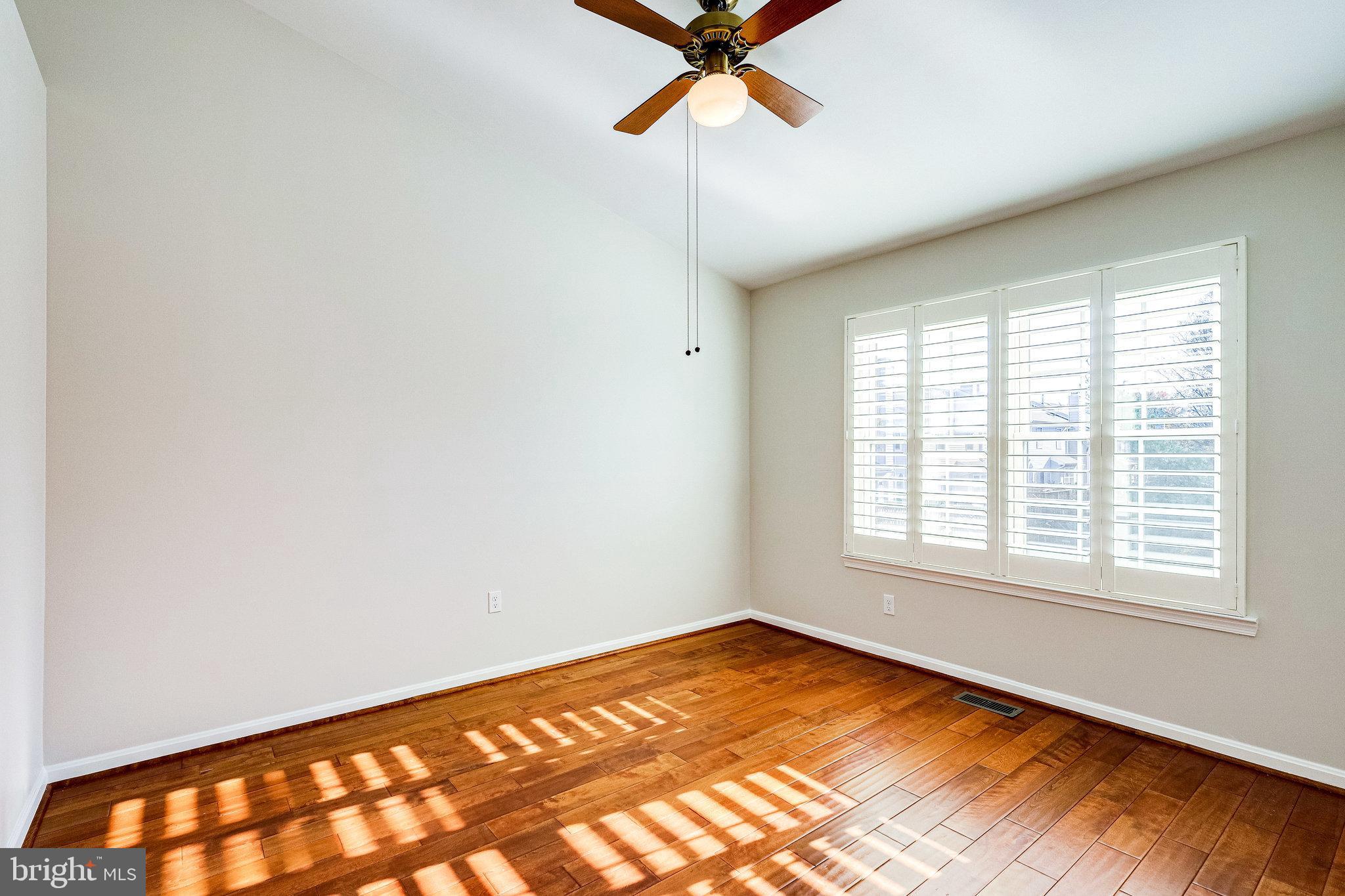 KINGSTOWNE - Residential