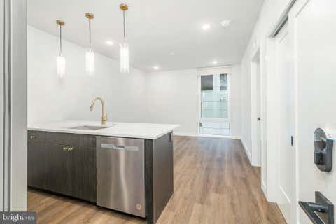 Condo For Rent - 1102 Germantown Avenue #405<br/> PHILADELPHIA, PA 19123