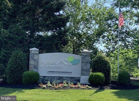 443 EASTWOOD LN LANCASTER PA 17603