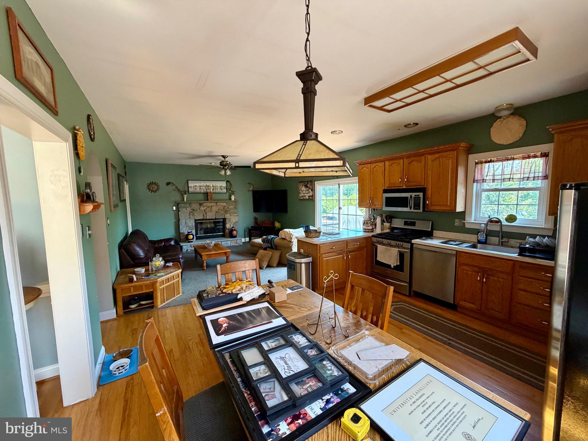 HAVERTOWN - Residential