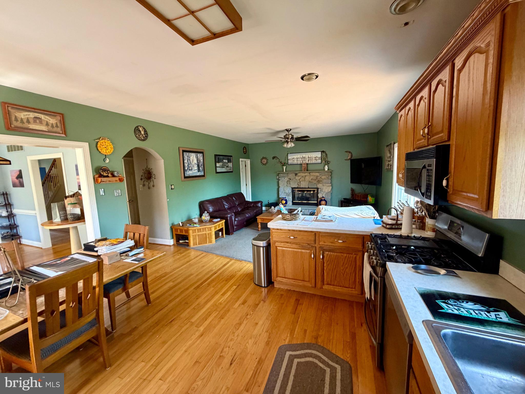 HAVERTOWN - Residential