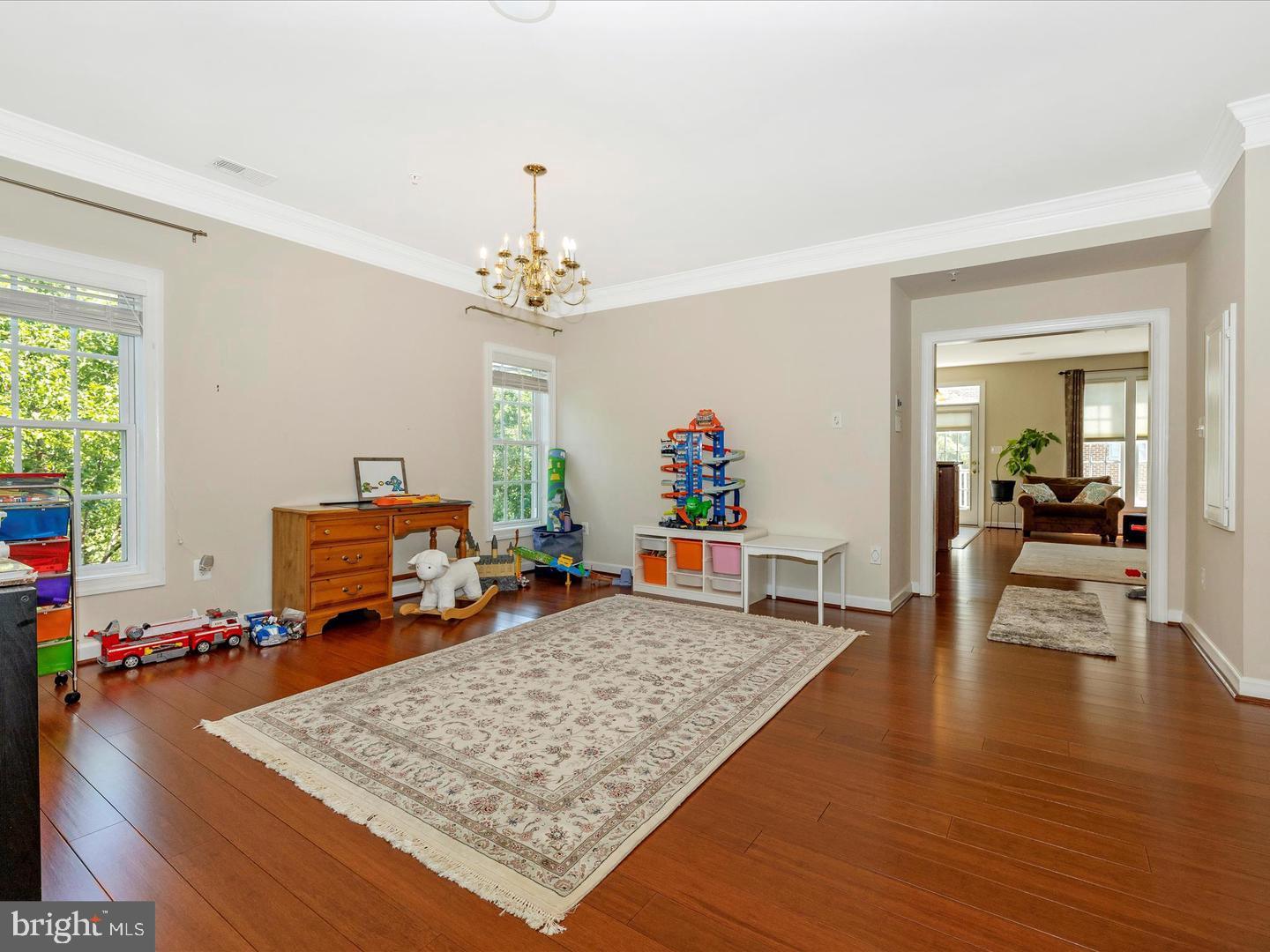 VILLAGES OF URBANA - Residential Lease