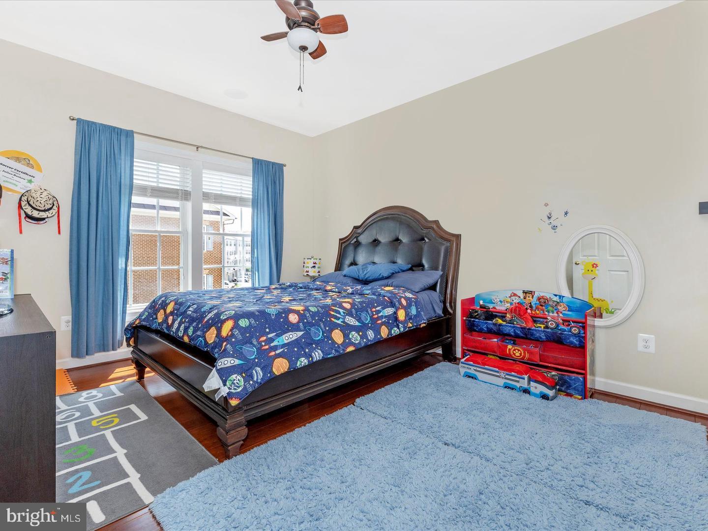 VILLAGES OF URBANA - Residential Lease