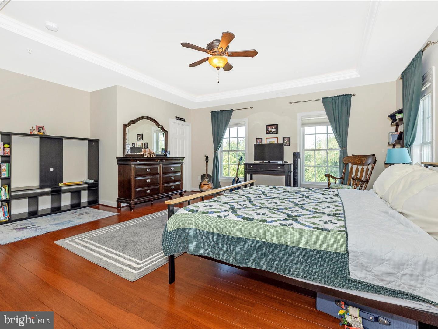 VILLAGES OF URBANA - Residential Lease