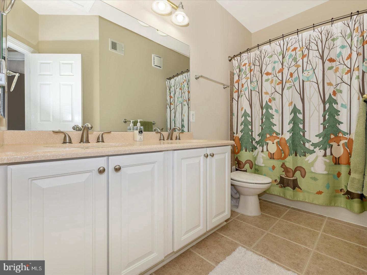 VILLAGES OF URBANA - Residential Lease