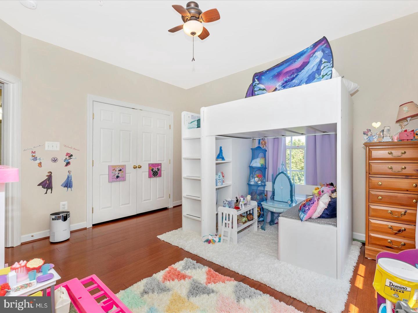 VILLAGES OF URBANA - Residential Lease