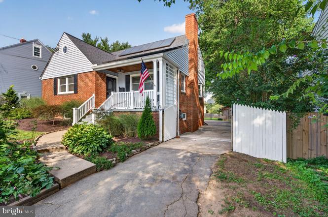 4 CEDAR AVENUE