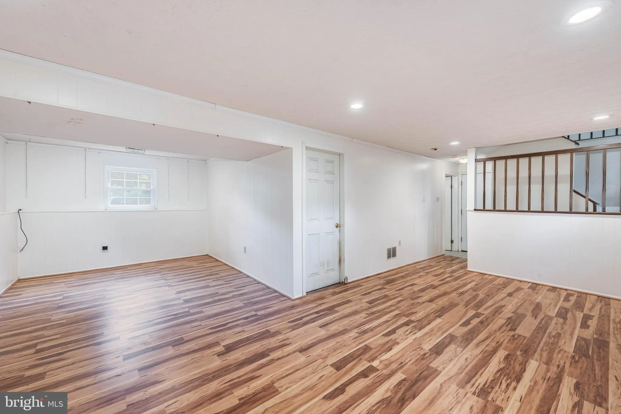 Sykesville, Maryland 21784, United States, 3 Bedrooms Bedrooms, ,3 BathroomsBathrooms,Residential,Pending,128509
