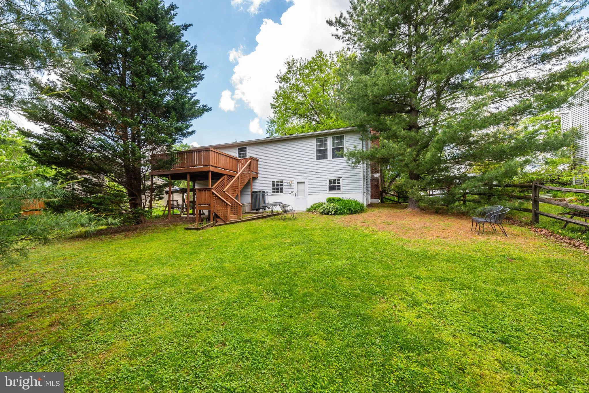 Sykesville, Maryland 21784, United States, 3 Bedrooms Bedrooms, ,3 BathroomsBathrooms,Residential,Pending,128509