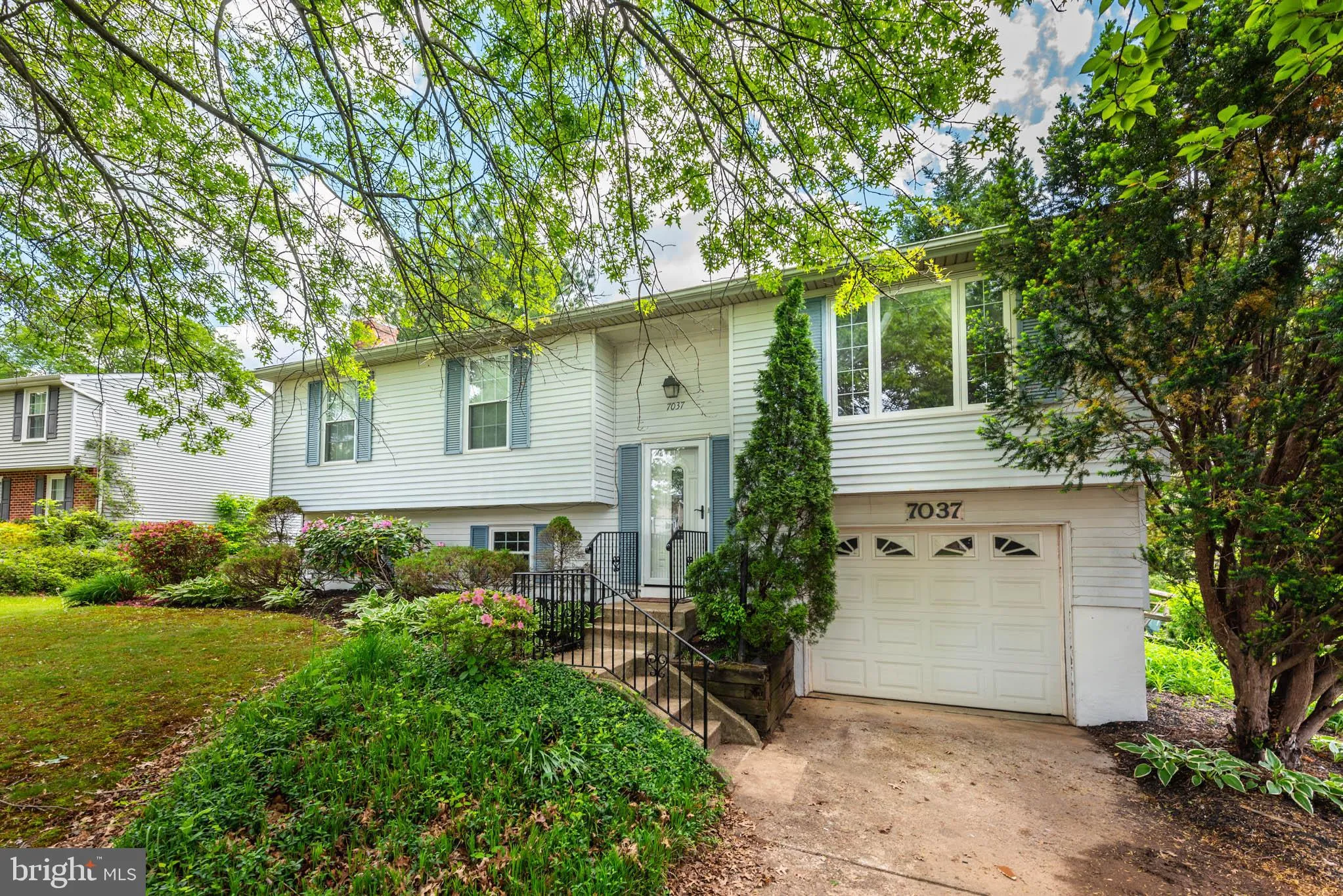 Sykesville, Maryland 21784, United States, 3 Bedrooms Bedrooms, ,3 BathroomsBathrooms,Residential,Pending,128509