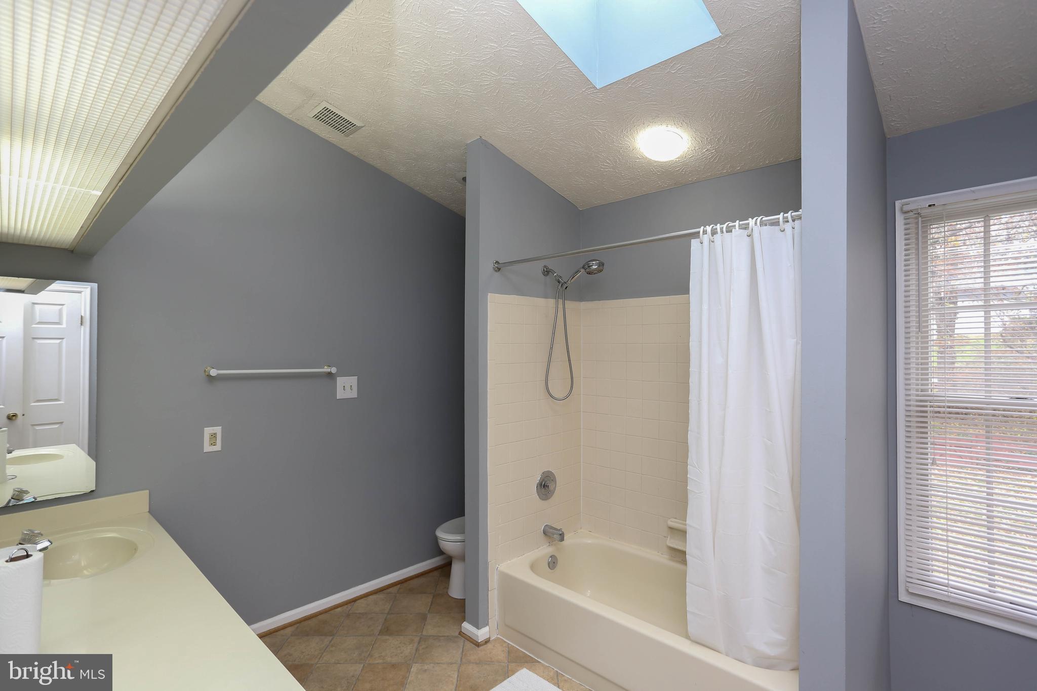 DONTRINE SUB PLAT TWO - Residential Lease