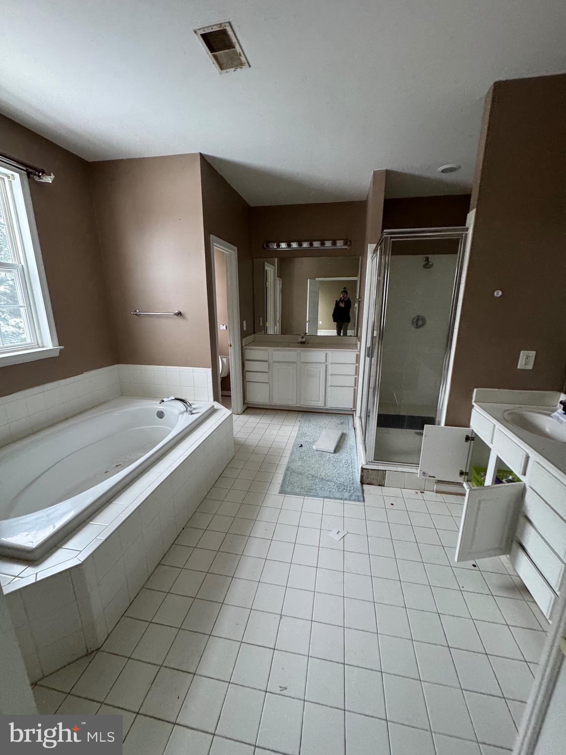 STRAWBERRY HILLS ESTATES - Residential