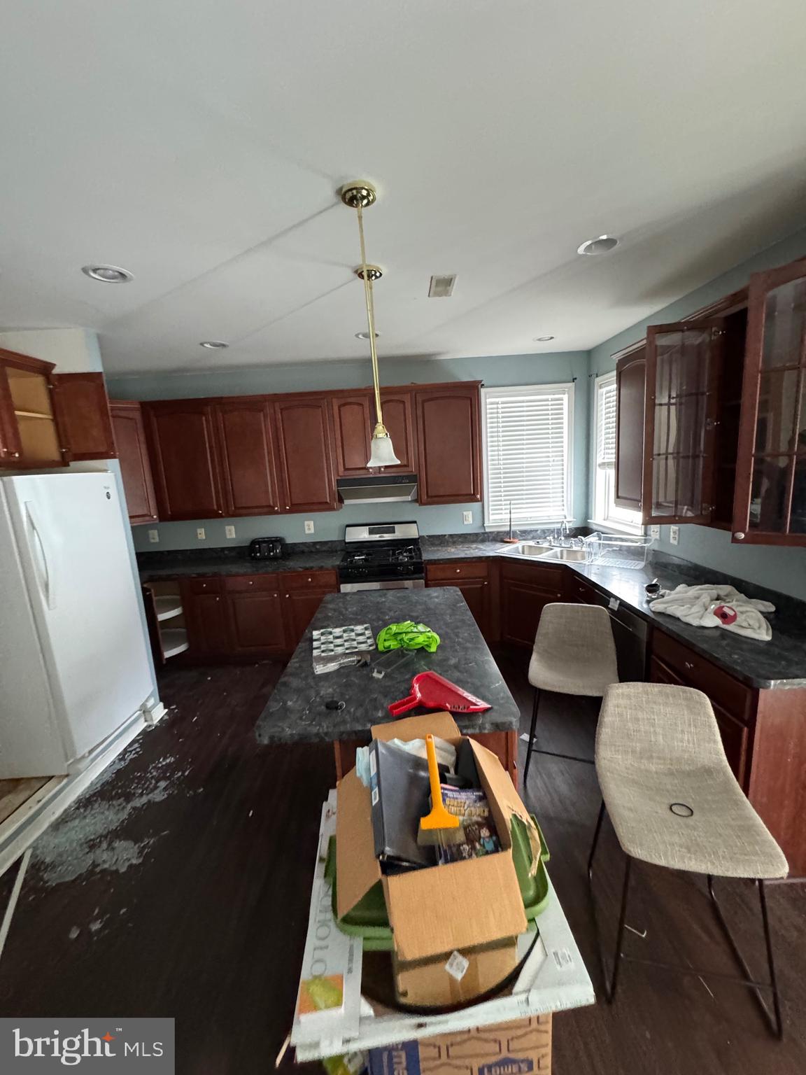 STRAWBERRY HILLS ESTATES - Residential