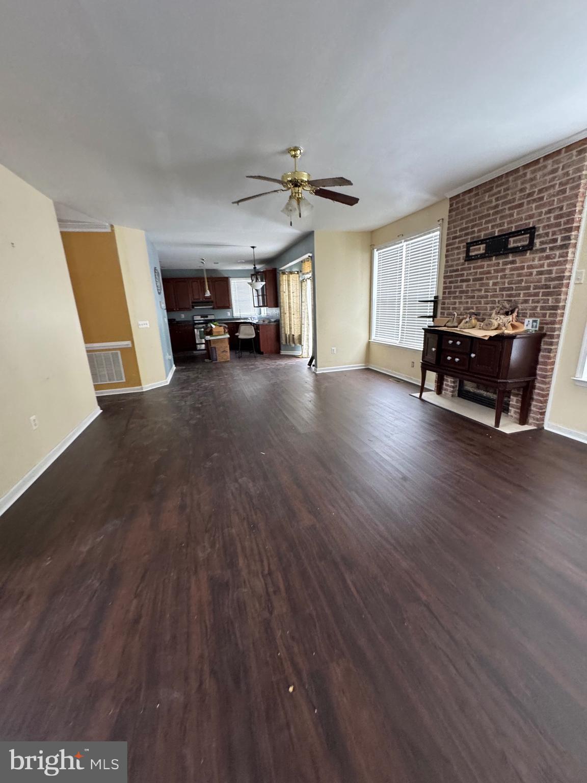 STRAWBERRY HILLS ESTATES - Residential