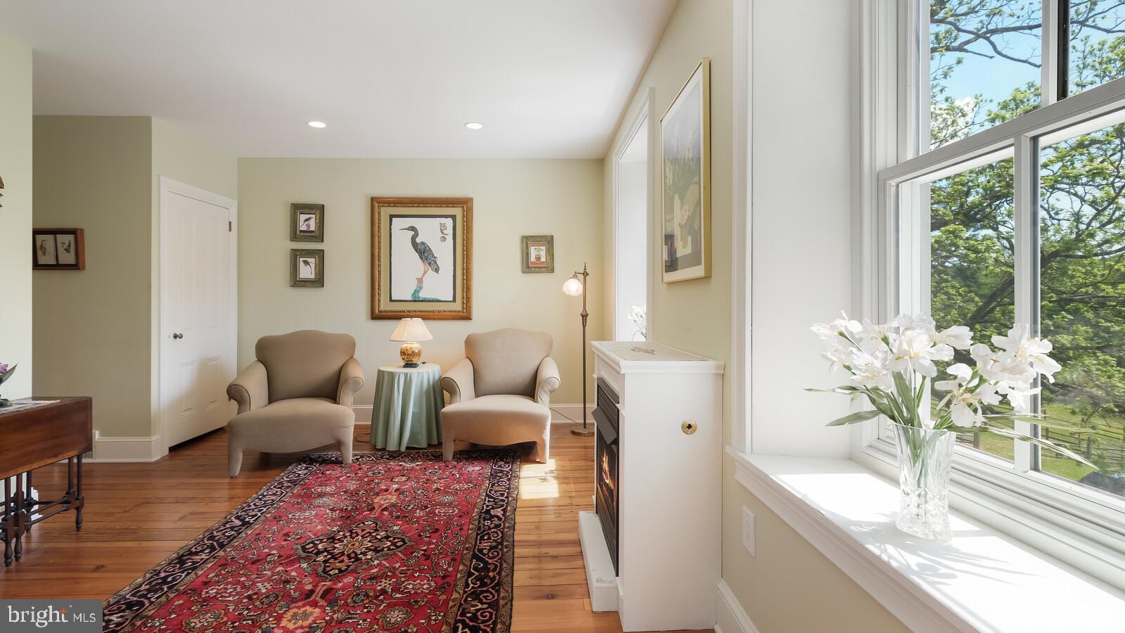 HUNTINGDON VALLEY - Residential