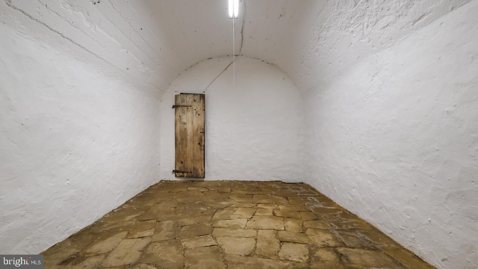 HUNTINGDON VALLEY - Residential