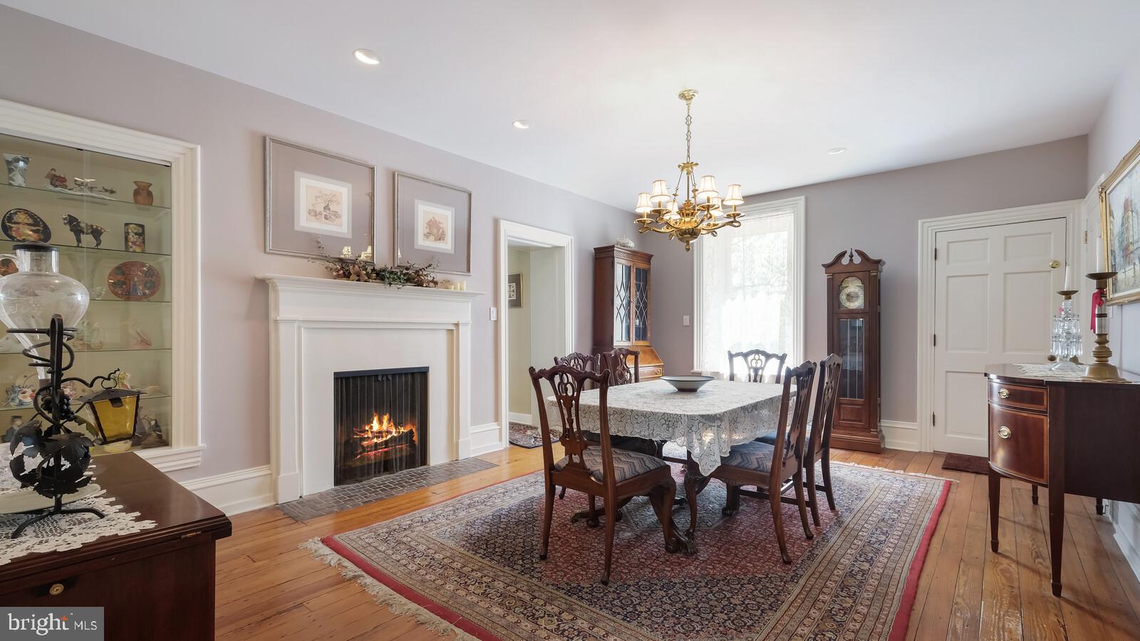 HUNTINGDON VALLEY - Residential