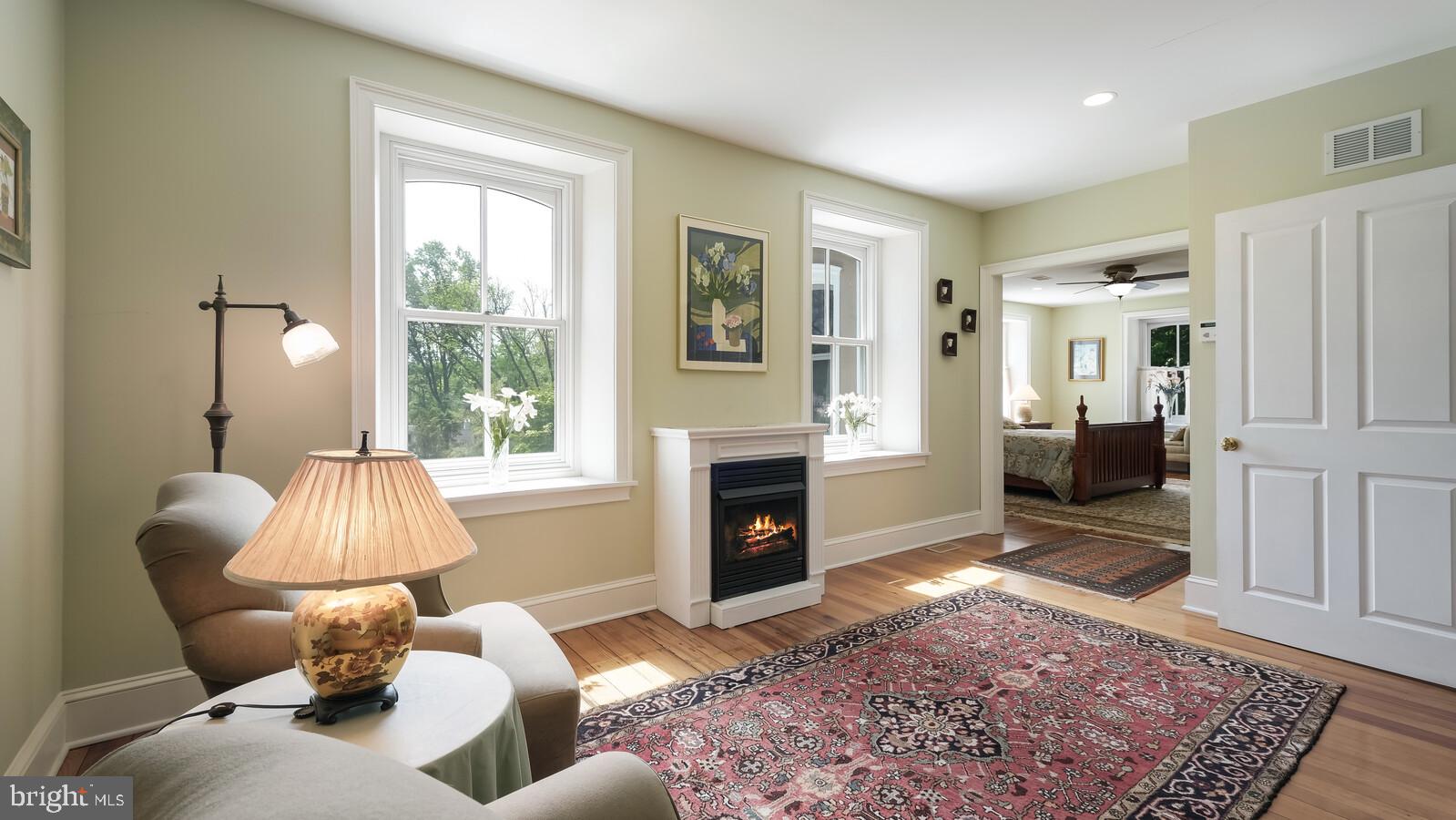 HUNTINGDON VALLEY - Residential