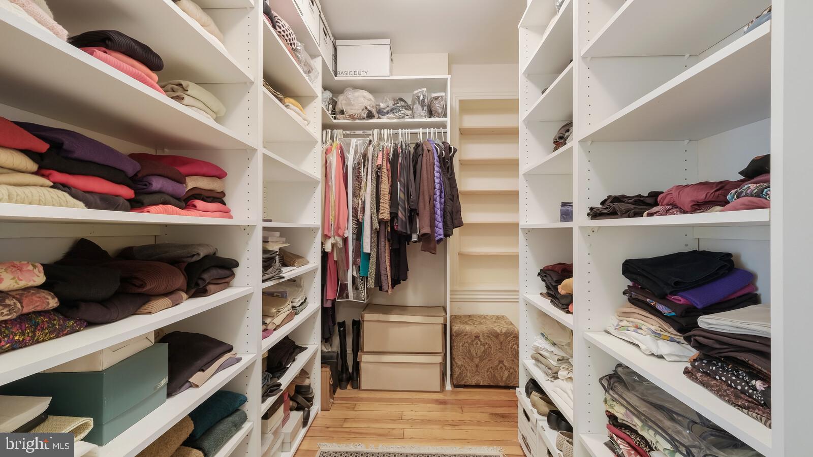 HUNTINGDON VALLEY - Residential