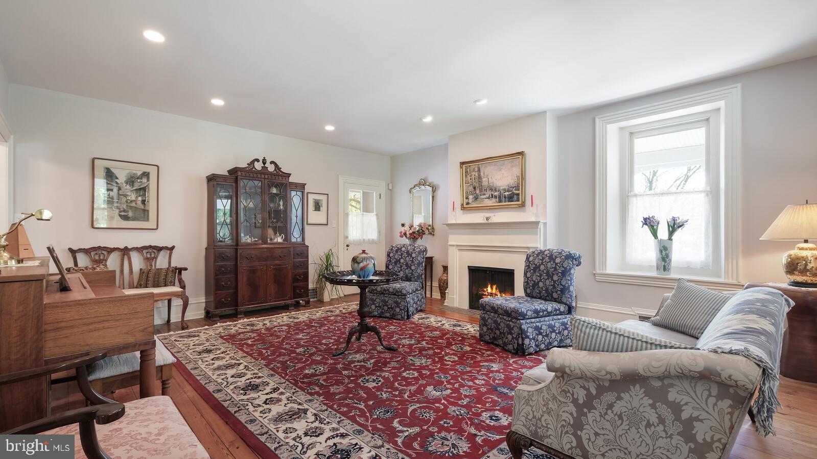 HUNTINGDON VALLEY - Residential