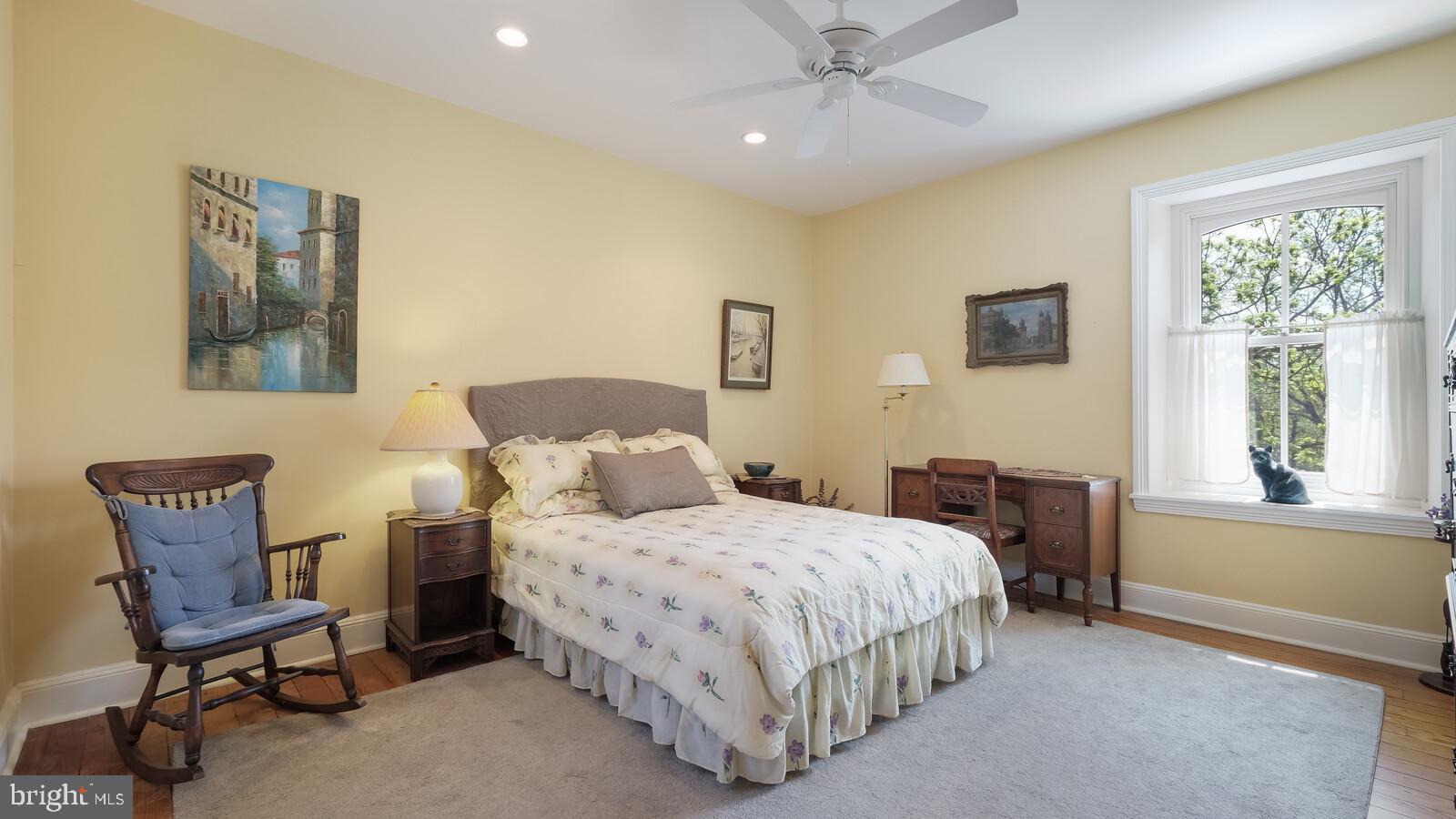 HUNTINGDON VALLEY - Residential