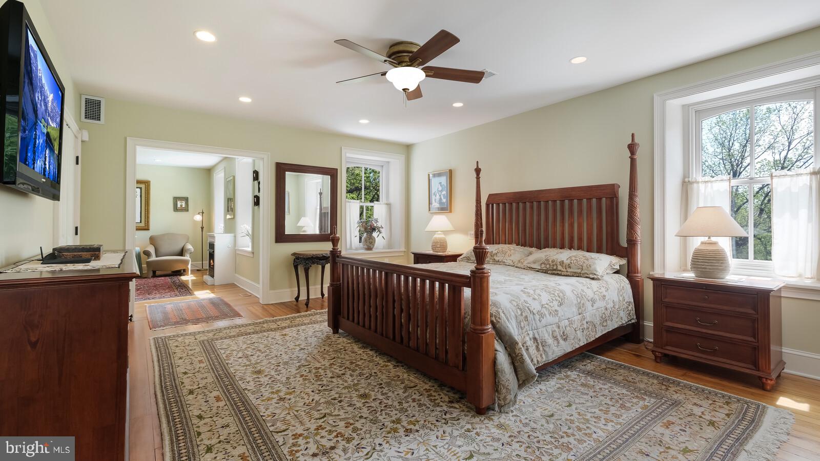 HUNTINGDON VALLEY - Residential