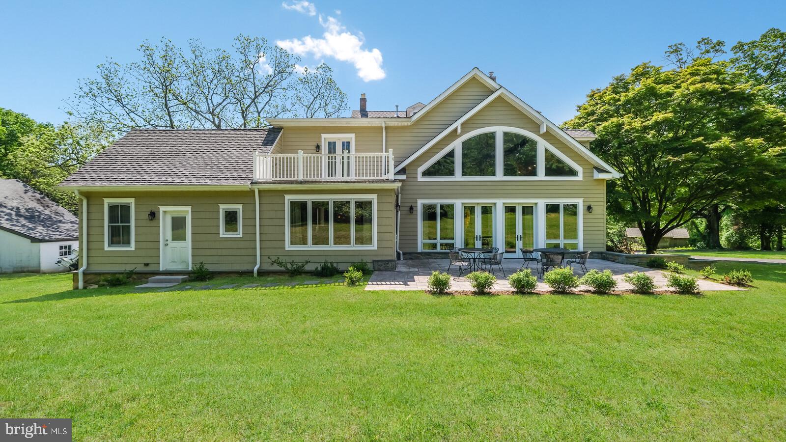 HUNTINGDON VALLEY - Residential