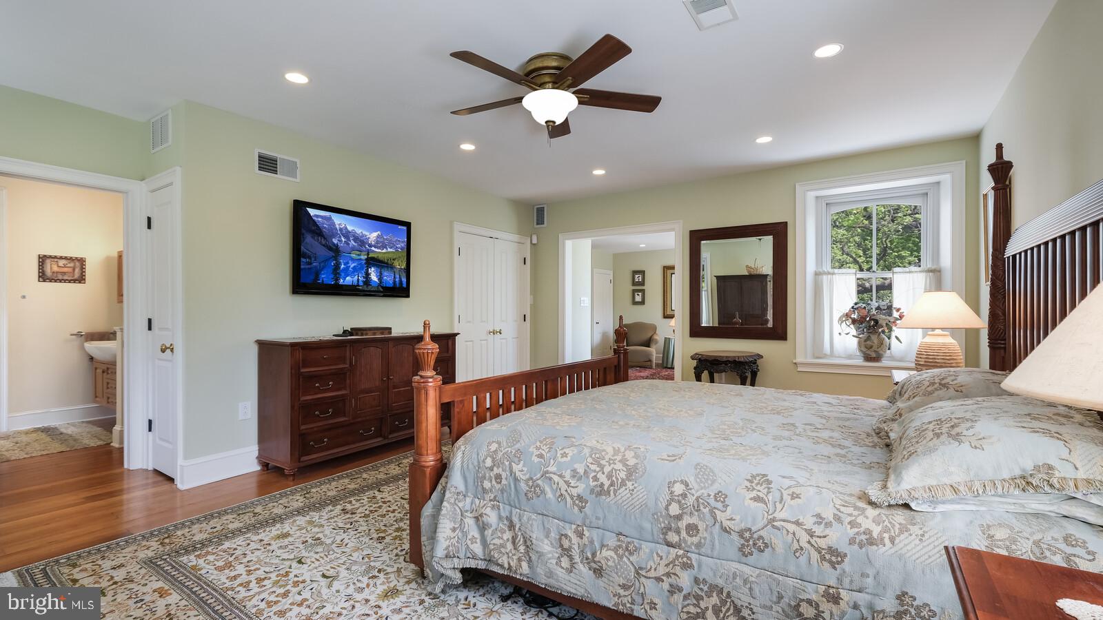 HUNTINGDON VALLEY - Residential