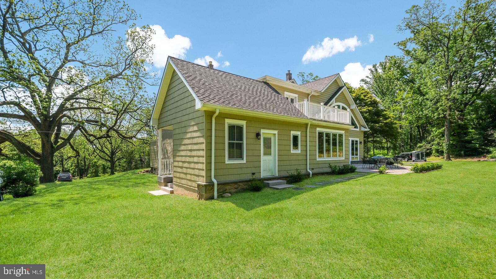 HUNTINGDON VALLEY - Residential