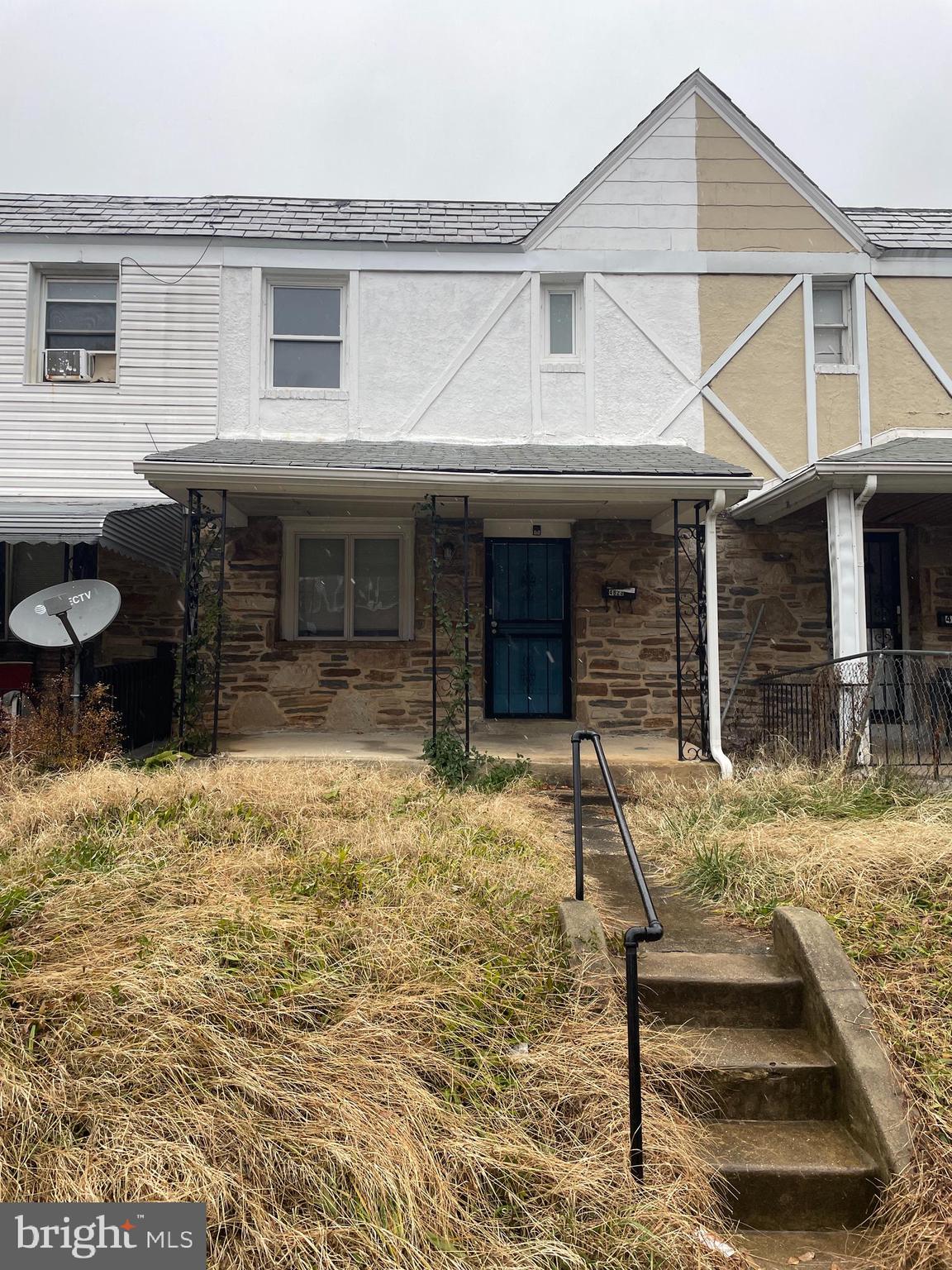 Welcome to 4823 Wilern Ave, this recently vacated and cleaned-out gem in the heart of Central Park Heights, Baltimore! This charming 3-bedroom, 1.5-bathroom home is full of potential and perfect for a first-time homebuyer or savvy investor looking for their next opportunity.
Featuring a light turnover, this home is ready for your personal touches. The spacious layout includes a walkout basement with an impressive 9-foot ceiling height, offering endless possibilities for additional living space or storage. The washer and dryer are conveniently located in the basement.
Enjoy outdoor living on the rear patio deck, ideal for relaxing or entertaining. The property is situated in an area, known for its community feel and accessibility to local amenities.
Don’t miss this opportunity to own a property with so much potential in a desirable location. Whether you're looking to move in or expand your investment portfolio, this home is a must-see!
Schedule your showing today!