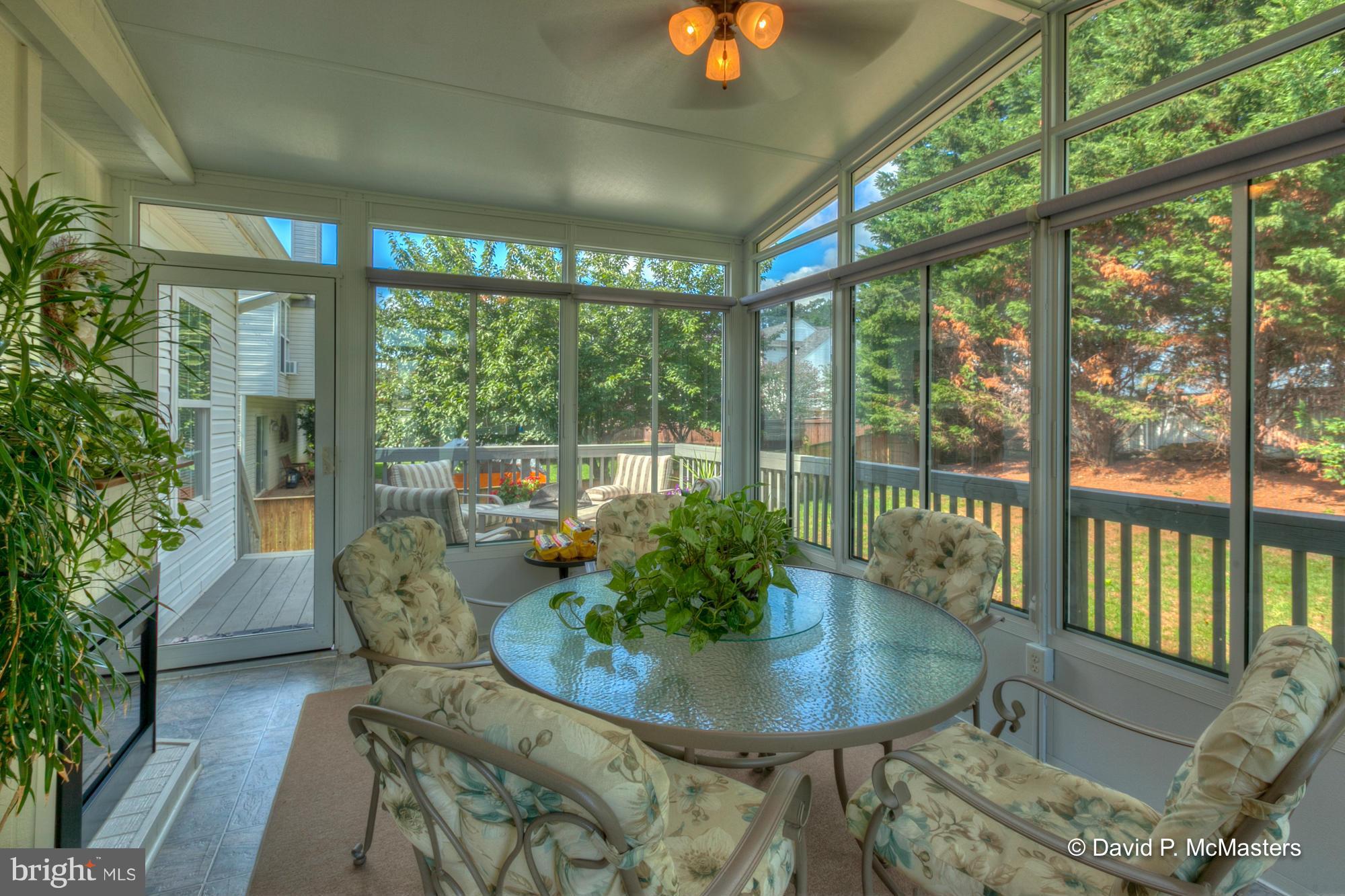 LAUREL RIDGE - Residential